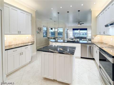 1033 Port Orange Way, Naples FL - photo 9 of 35