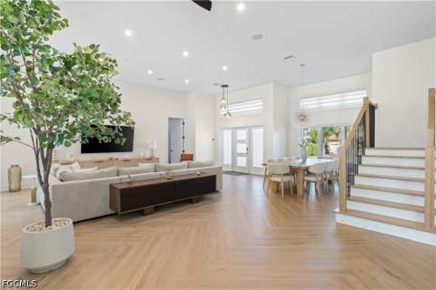 380 Sharwood Dr, Naples FL - photo 12 of 51