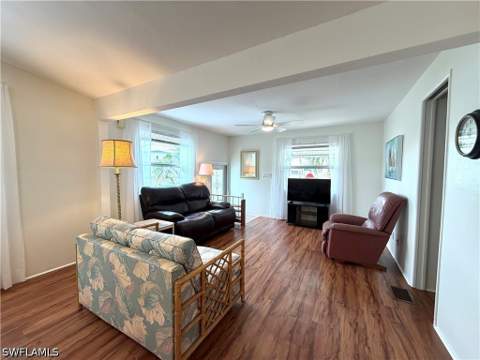 4701 Pilgrims Way W, Estero FL - photo 6 of 34