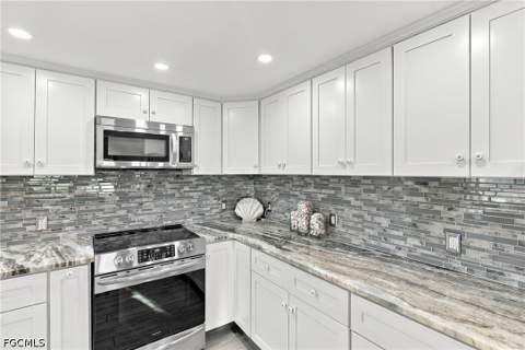 2561 York Rd, St James City FL - photo 7 of 21