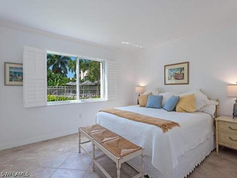 1930 Gulf Shore Blvd N D101, Naples FL - photo 9 of 15