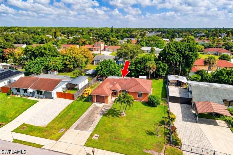3 bedroom SingleFamilyResidence at 2060 51st St SW, Golden Gate City, Naples — photo 1