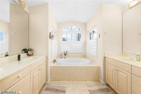1420 SW 49th St, Cape Coral FL - photo 12 of 24