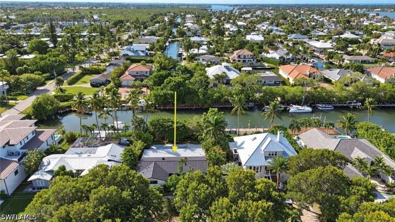4 bedroom SingleFamilyResidence at 1630 Chesapeake Ave, Oyster Bay, Naples — photo 1