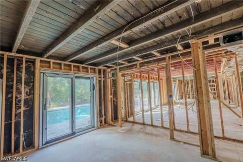 1630 Chesapeake Ave, Naples FL - photo 10 of 31