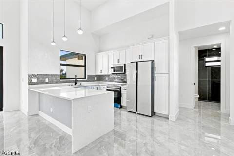 2826 NW 42nd Ave, Cape Coral FL - photo 6 of 56