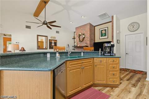 7121 Twin Eagle Ln, Fort Myers FL - photo 13 of 46