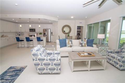 195 Indies Dr E 102, Naples FL - photo 7 of 47