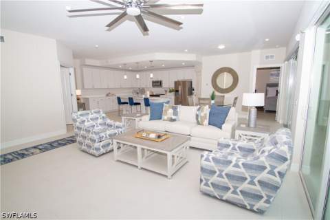 195 Indies Dr E 102, Naples FL - photo 8 of 47