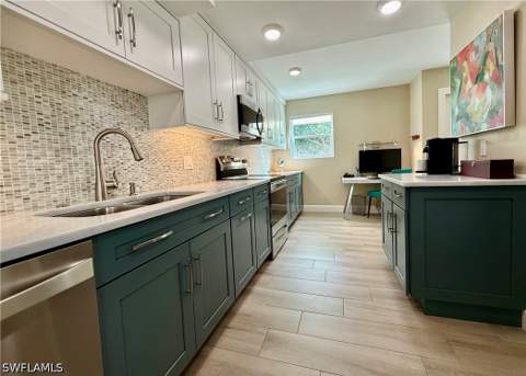 800 River Point Dr 534, Naples FL - photo 9 of 33