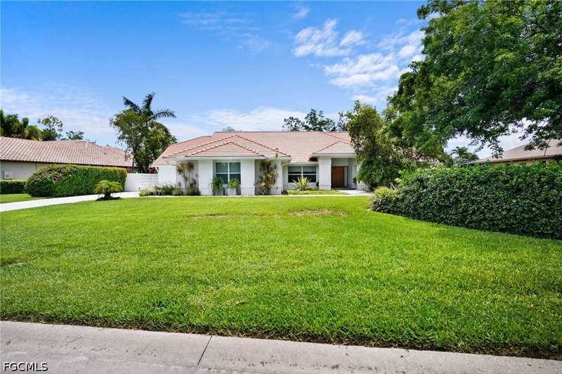 3 bedroom SingleFamilyResidence at 20333 Wildcat Run Dr, Wildcat Run, Estero — photo 1