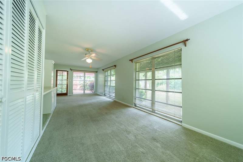 3 bedroom SingleFamilyResidence at 543 Keenan Ave, Val-Mar Village, Fort Myers — photo 3