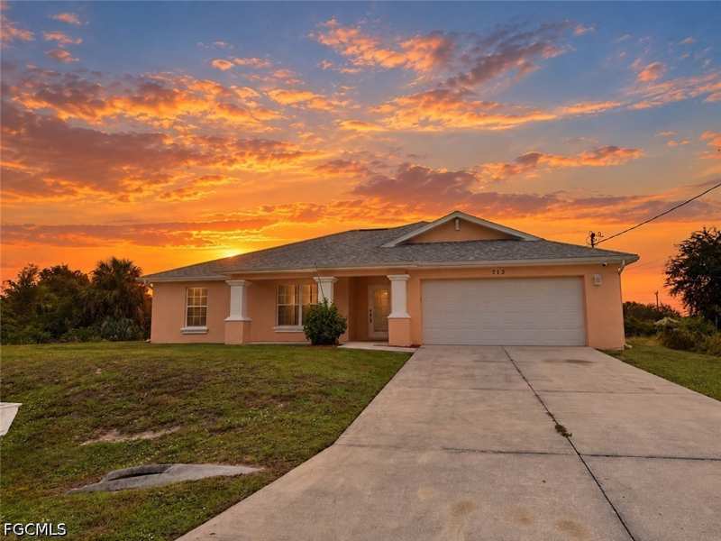 3 bedroom SingleFamilyResidence at 713 Magnolia Ave, Lehigh Acres, Lehigh Acres — photo 1