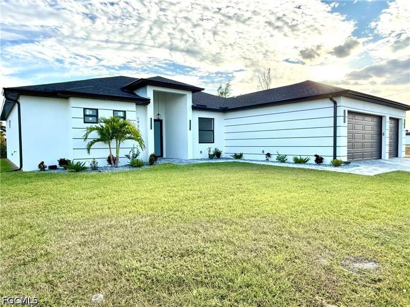 4 bedroom SingleFamilyResidence at 1926 NW 21st St, Cape Coral, Cape Coral — photo 2