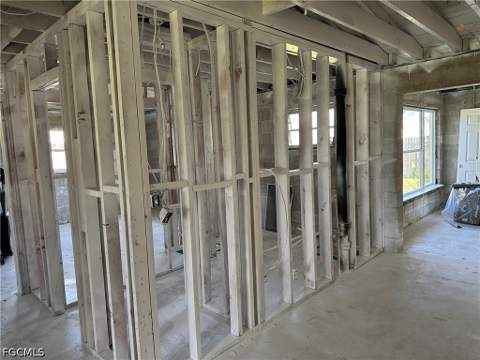 1306 Burtwood Dr, Fort Myers FL - photo 6 of 9