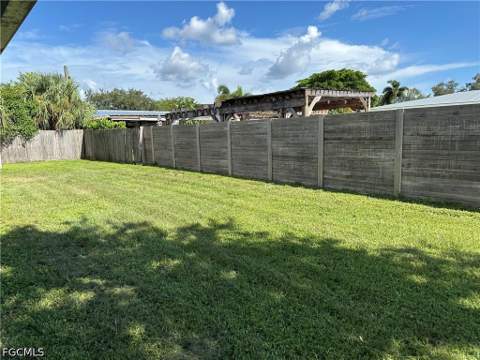 1306 Burtwood Dr, Fort Myers FL - photo 8 of 9