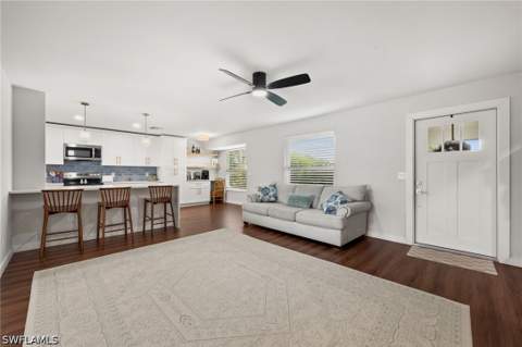 55 Hilo Ct 55, Naples FL - photo 7 of 33
