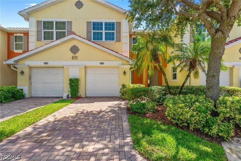 3 bedroom Townhouse at 4391 Lazio Way 306, Matera, Fort Myers — photo 2