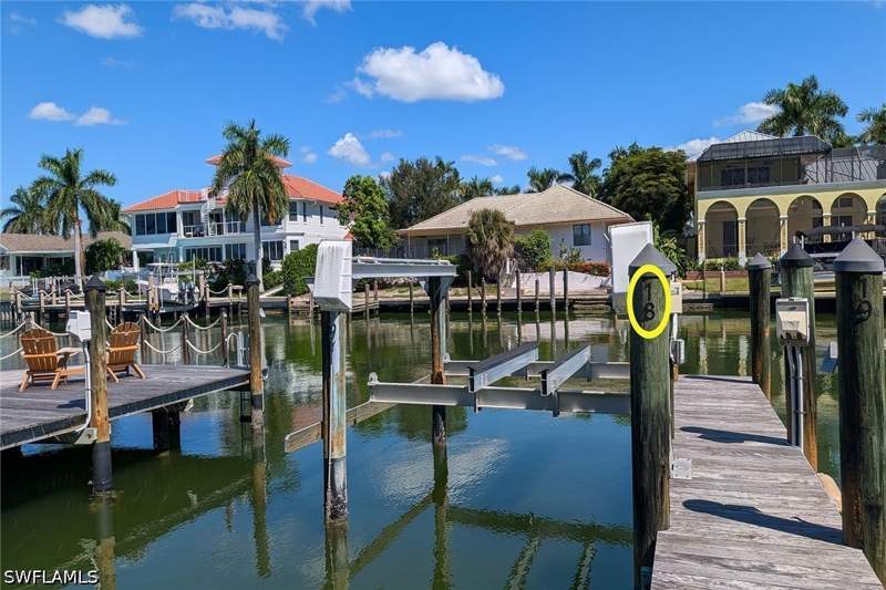 2 bedroom Condominium at 845 Collier Ct 204, Tropical Isle, Marco Island — photo 3