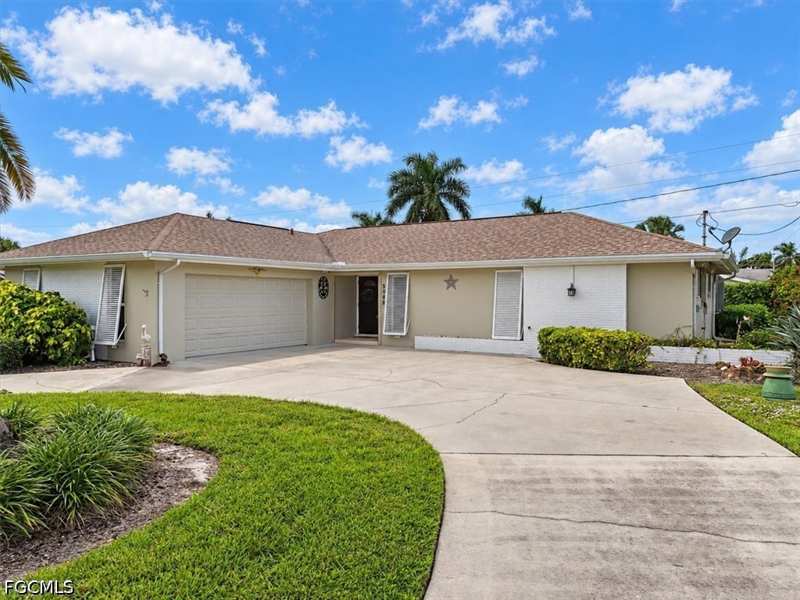 3 bedroom SingleFamilyResidence at 5088 Northampton Dr, Tanglewood, Fort Myers — photo 1