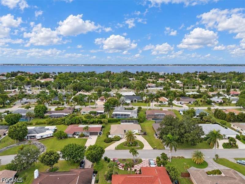 3 bedroom SingleFamilyResidence at 5088 Northampton Dr, Tanglewood, Fort Myers — photo 3