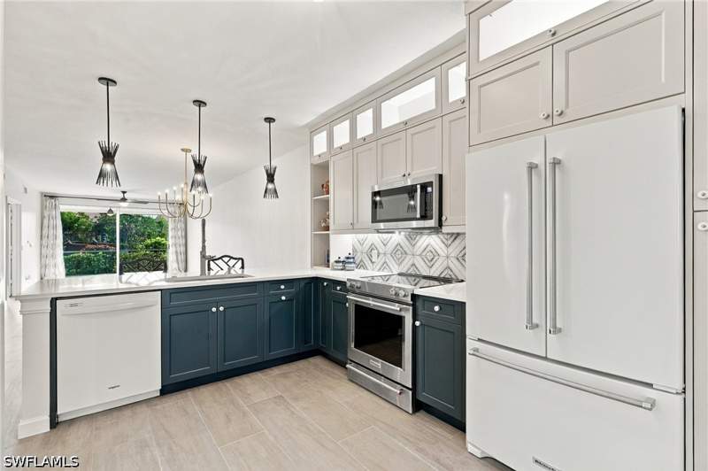 2 bedroom Condominium at 1685 Windy Pines Dr 1, Rosewood, Naples — photo 4
