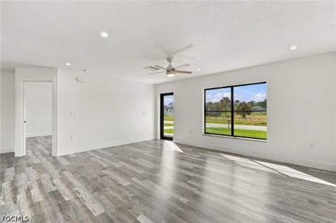 8059 Buttercup Cir, Labelle FL - photo 11 of 40