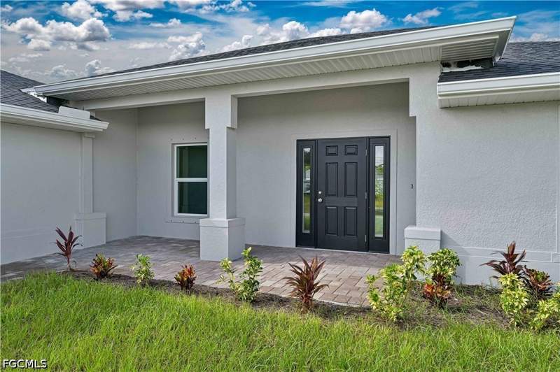 4 bedroom SingleFamilyResidence at 4006 NE 19th Pl, Cape Coral, Cape Coral — photo 2