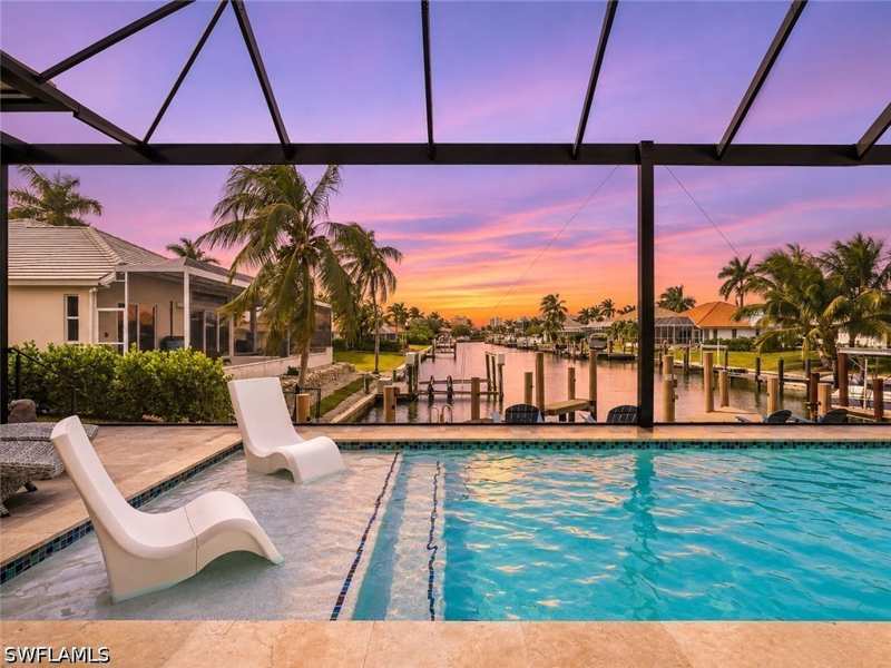 5 bedroom SingleFamilyResidence at 328 S Heathwood Dr, Marco Island, Marco Island — photo 1