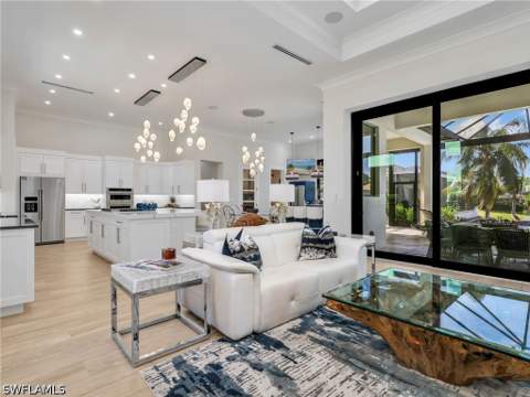 328 S Heathwood Dr, Marco Island FL - photo 12 of 50