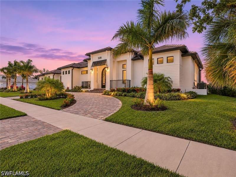 5 bedroom SingleFamilyResidence at 328 S Heathwood Dr, Marco Island, Marco Island — photo 3