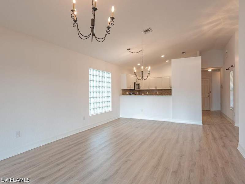 3 bedroom SingleFamilyResidence at 10308 Barberry Ln, Botanica Lakes, Fort Myers — photo 4