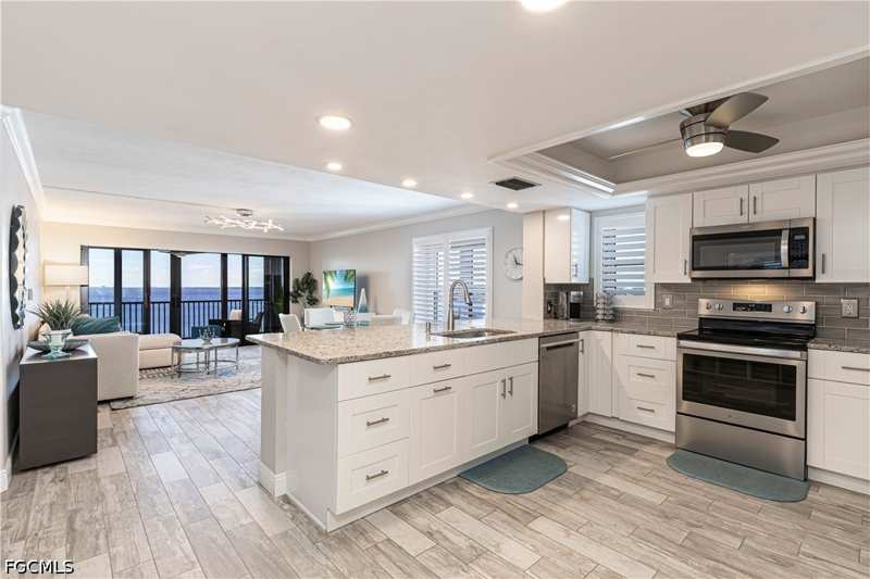 3 bedroom Condominium at 3350 N Key Dr 914, North Shore Place, North Fort Myers — photo 1