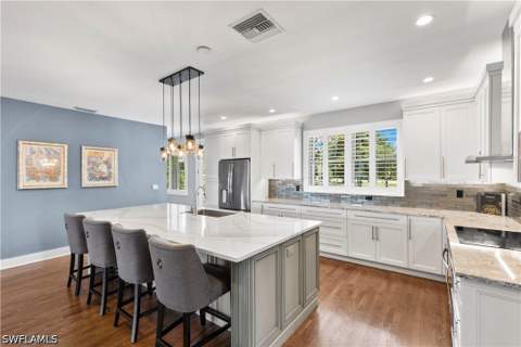 411 N Barfield Dr, Marco Island FL - photo 10 of 50