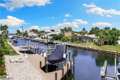 411 N Barfield Dr, Marco Island FL - photo 6 of 50