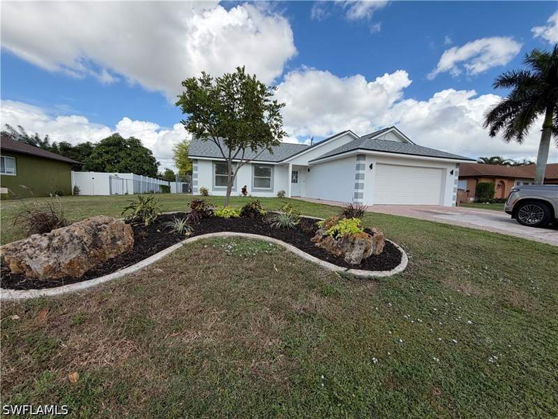 3 bedroom SingleFamilyResidence at 1411 NE Van Loon Ln, Cape Coral, Cape Coral — photo 4