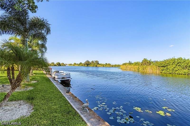 3 bedroom SingleFamilyResidence at 2917 SW 2nd Ter, Cape Coral, Cape Coral — photo 5