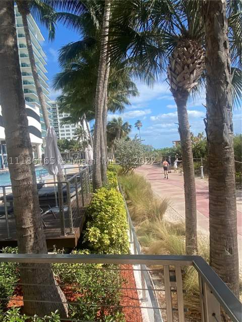 6801 Collins Ave 1102 (door 1111), Miami Beach FL - photo 21 of 27