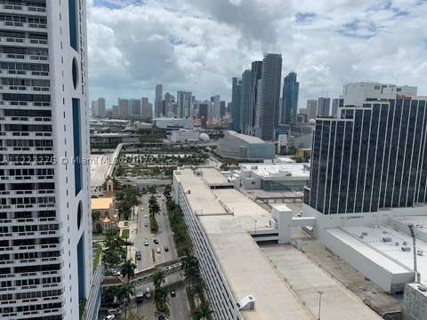 1750 N Bayshore Dr 2806, Miami FL - photo 15 of 18