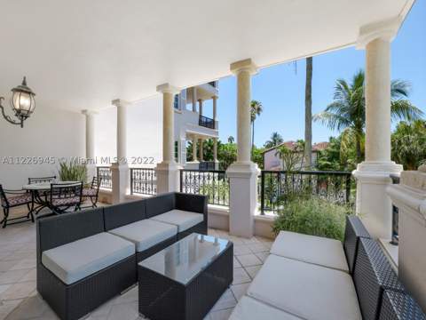 19126 Fisher Island Dr 19126, Miami Beach FL - photo 14 of 67