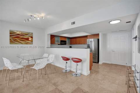 16699 Collins Av 3105, Sunny Isles Beach FL - photo 13 of 26
