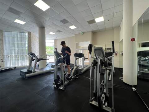5161 Collins Ave 309, Miami Beach FL - photo 23 of 27