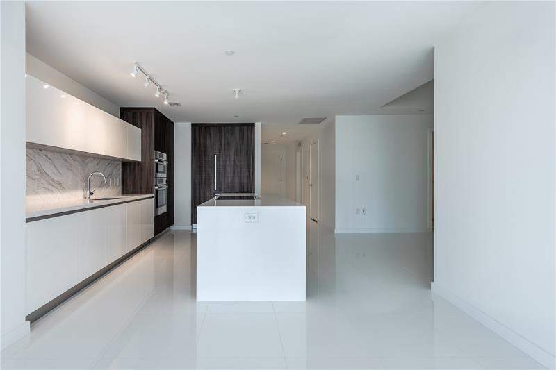 3 bedroom Condominium at 851 NE 1st Avenue 1912, Paramount world center, Miami — photo 3