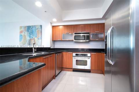 15051 Royal Oaks Ln 1203, North Miami FL - photo 15 of 33