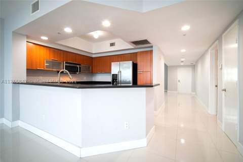 15051 Royal Oaks Ln 1203, North Miami FL - photo 16 of 33