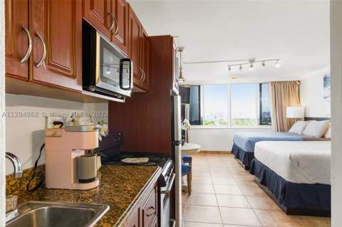 19201 Collins Ave 641, Sunny Isles Beach FL - photo 12 of 39