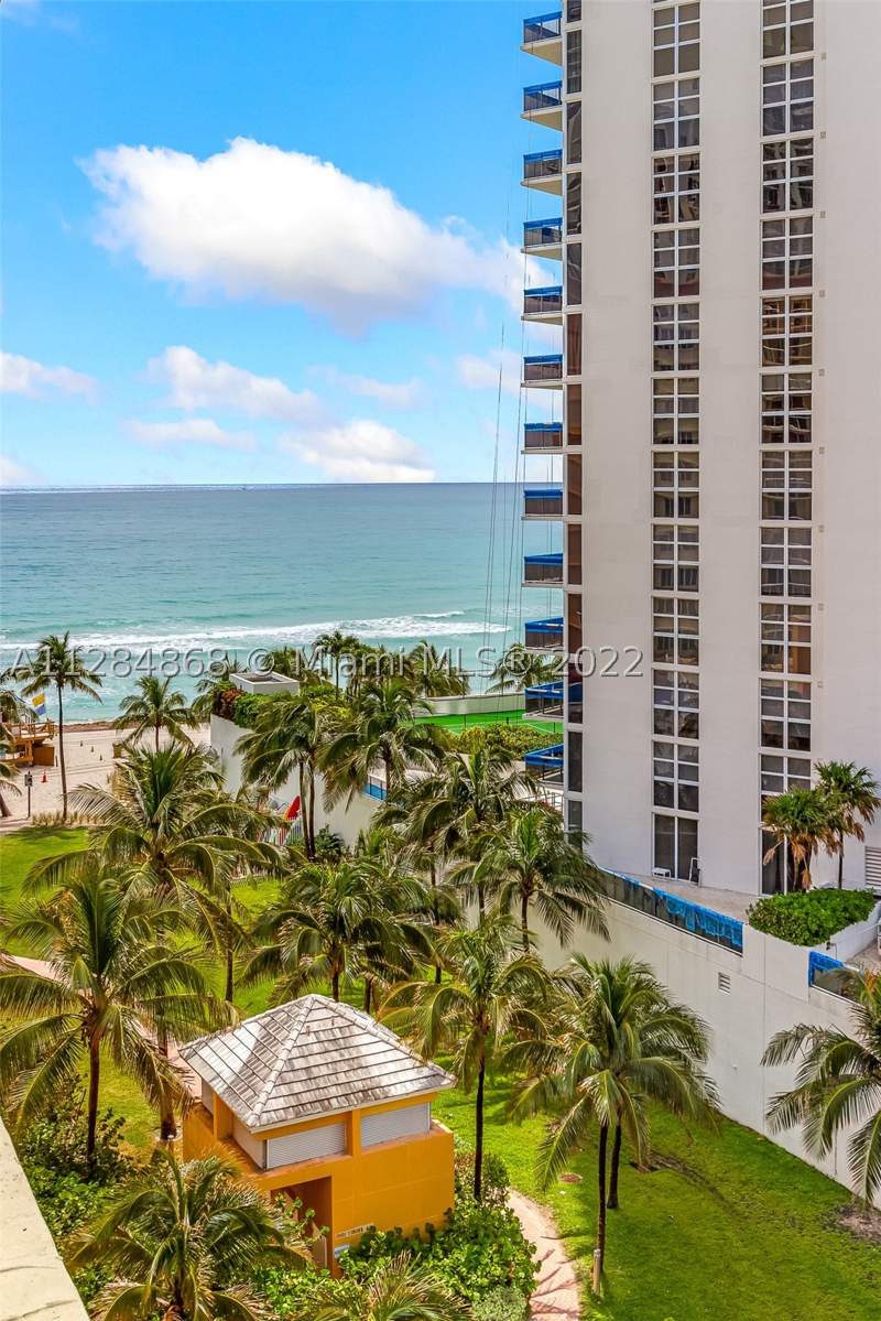 0 bedroom Condominium at 19201 Collins Ave 641, The Aventura Beach Club C, Sunny Isles Beach — photo 2