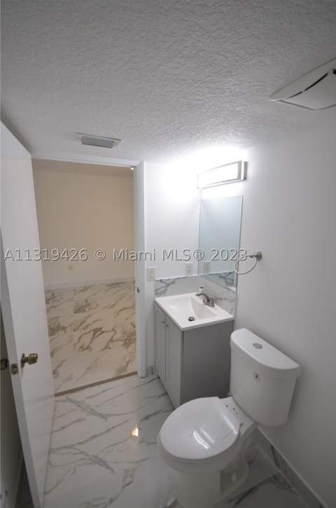 1241 SE 29th St 102, Homestead FL - photo 11 of 23