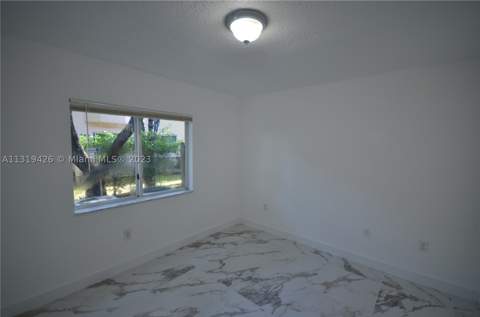 1241 SE 29th St 102, Homestead FL - photo 17 of 23