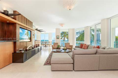 1660 W Glencoe St 302, Coconut Grove FL - photo 15 of 70